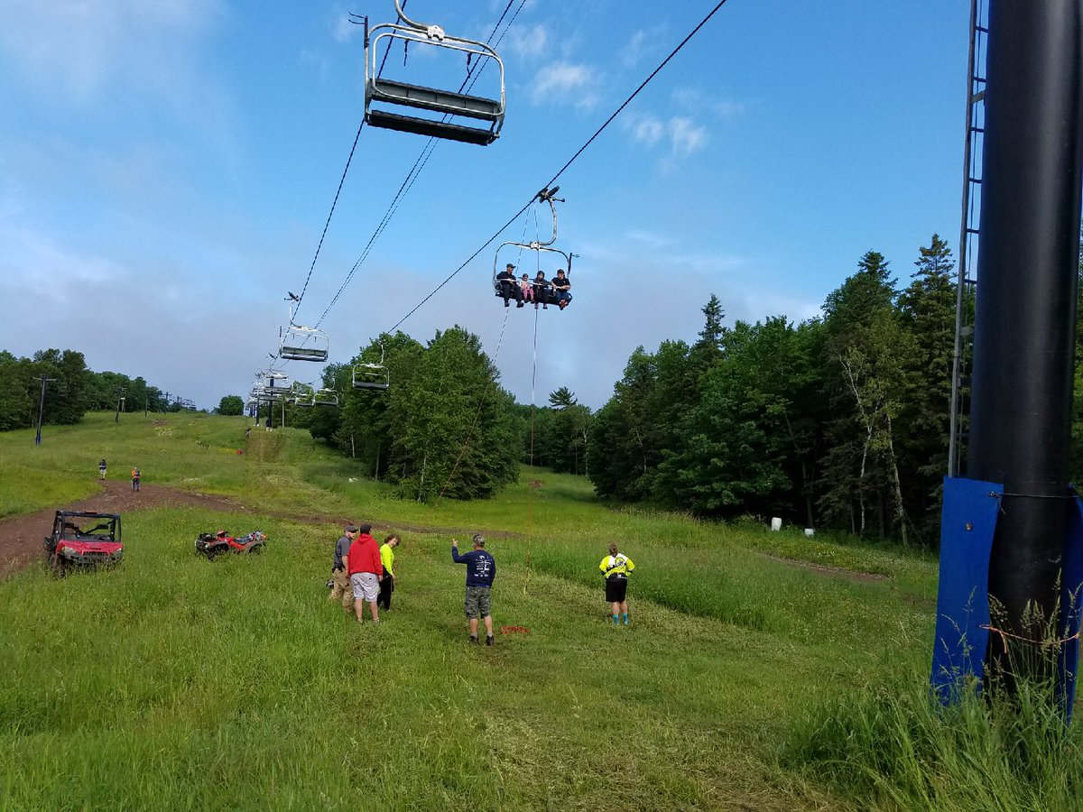 spiritmtduluth's tweet image. Blue skies are a welcome sight for chairlift evac training this morning! #bikepatrol #nsp #beforeweopen #Duluth #FourthOfJuly #OptOutside