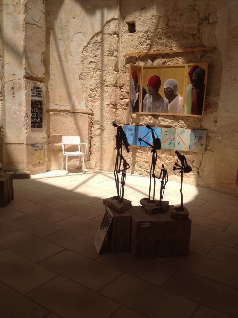 javierespinosa2's tweet photo. #Refugees #refugiados #exposicion #corberad'ebre #BatallaDelEbro https://t.co/Epr0Z9mkDS