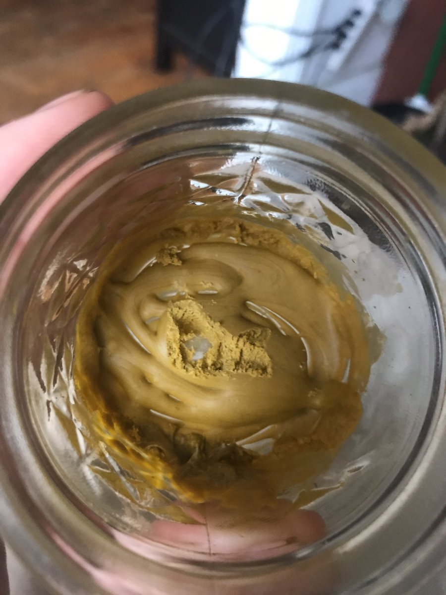 ThisIsMensa's tweet photo. Time Bomb x C-4 = plastic explosives cake batter 💪🏼 https://t.co/eXdmBWNnOv