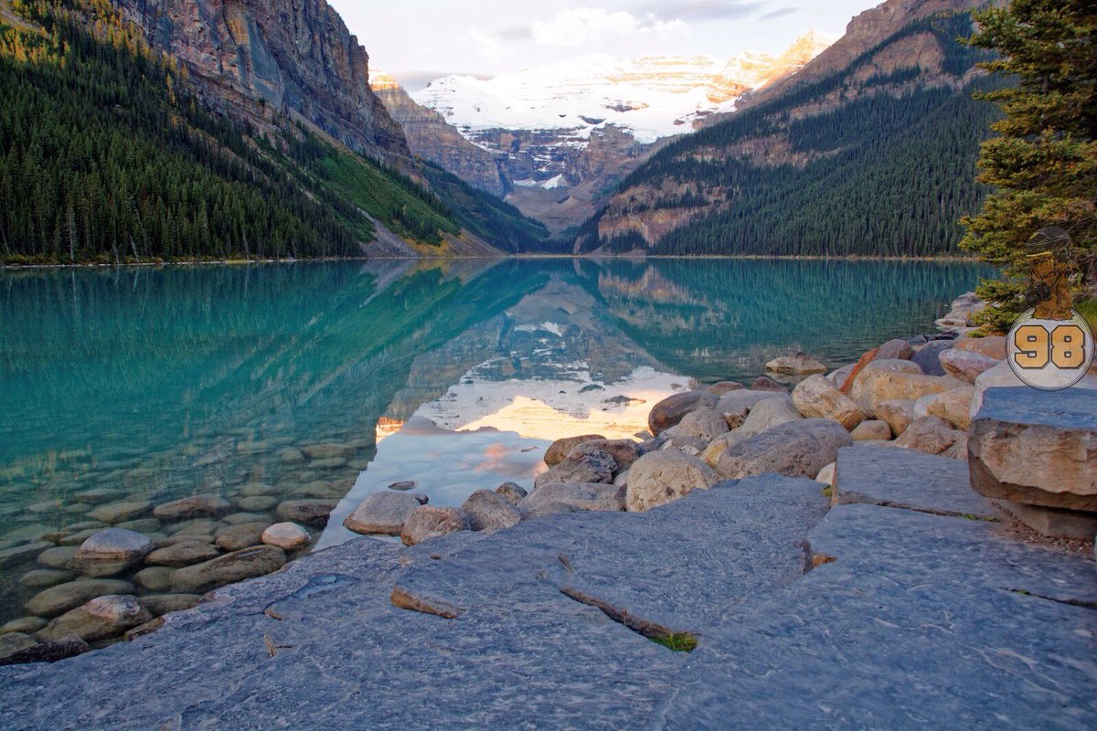 HaganovaPhoto's tweet photo. Happy Canada Day!!! 🇨🇦🇨🇦🇨🇦 #canada150 https://t.co/eRiw0PqCP3