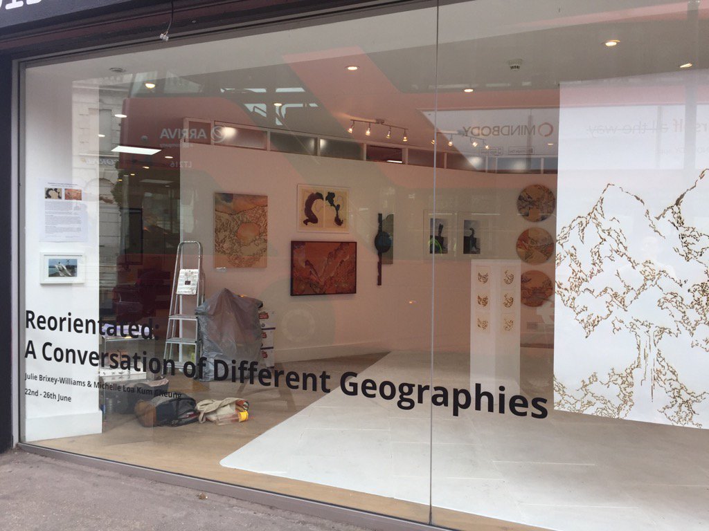 A Conversation of Different Geographies #Art review  #ConnectedCultures
<a href="/michelle_lkc/">Michelle LKC</a> @Bodpod43 <a href="/Aside_Bside_/">A-sideB-side Gallery</a>  connected-cultures.com/single-post/20…