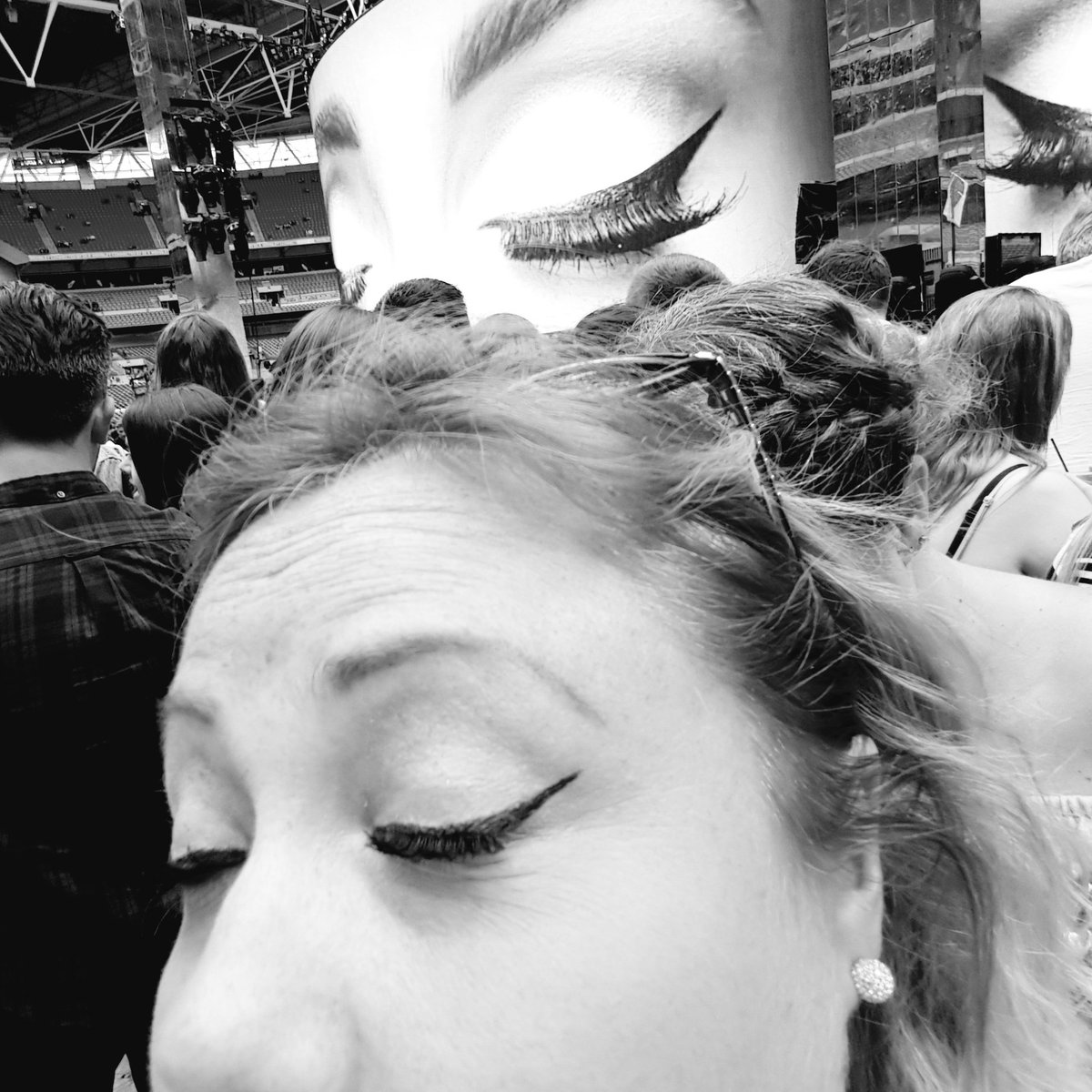 only1wright's tweet image. #NewProfilePic