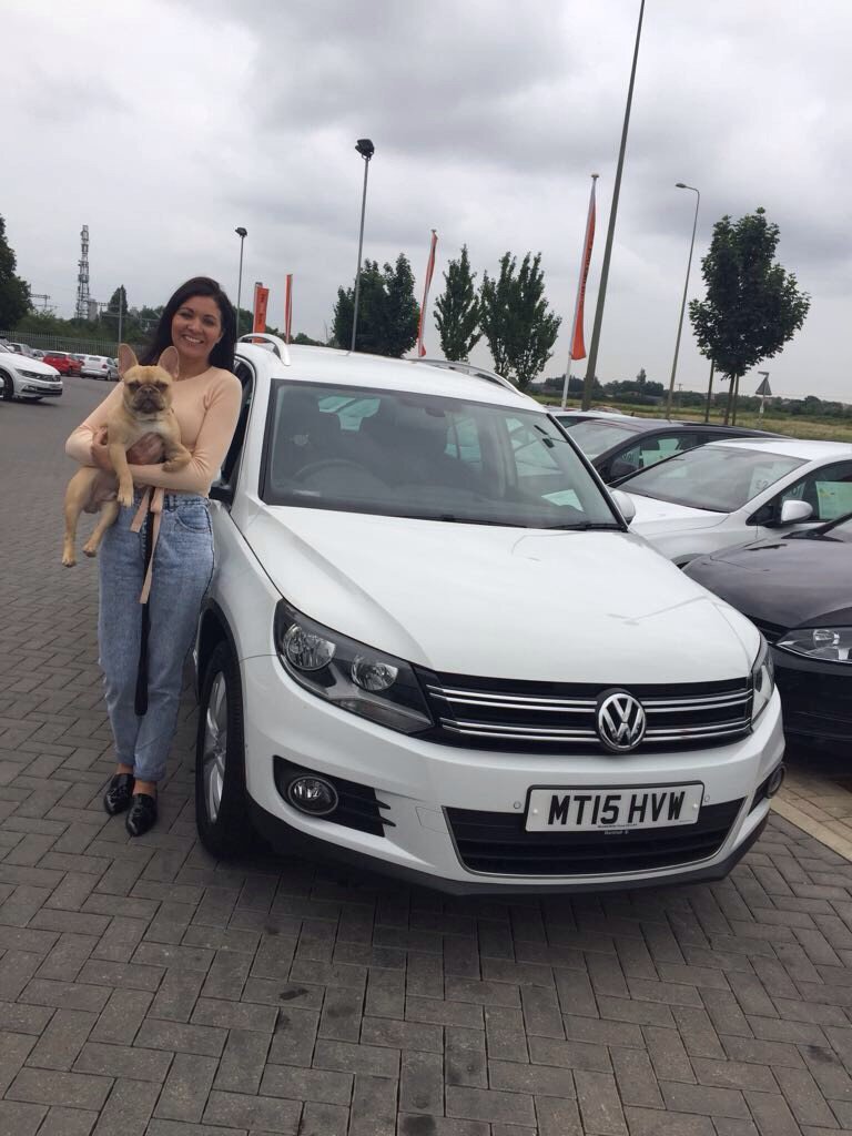 Marshall_VW's tweet photo. Alfie the Frenchie can't wait to get behind the wheel of his new Tiguan - with owner Suzanne at #SouthOxford 😀! https://t.co/x4ivzaLtSm