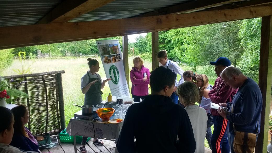KillavullenMrkt's tweet photo. Cooking demo by Norma of Praline pastry shop in Mitchelstown @KillavullenMrkt @CorkBilly @TheAvondhu @Corkman_ie https://t.co/7O0cmmPU69
