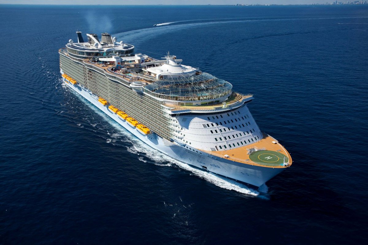 fredholidays's tweet photo. This week's #ShipShapeSunday looks into the future to consider Royal Caribbean's forthcoming Icon Class ships. https://t.co/WNnv3NPmWJ https://t.co/H11IWDmIV0