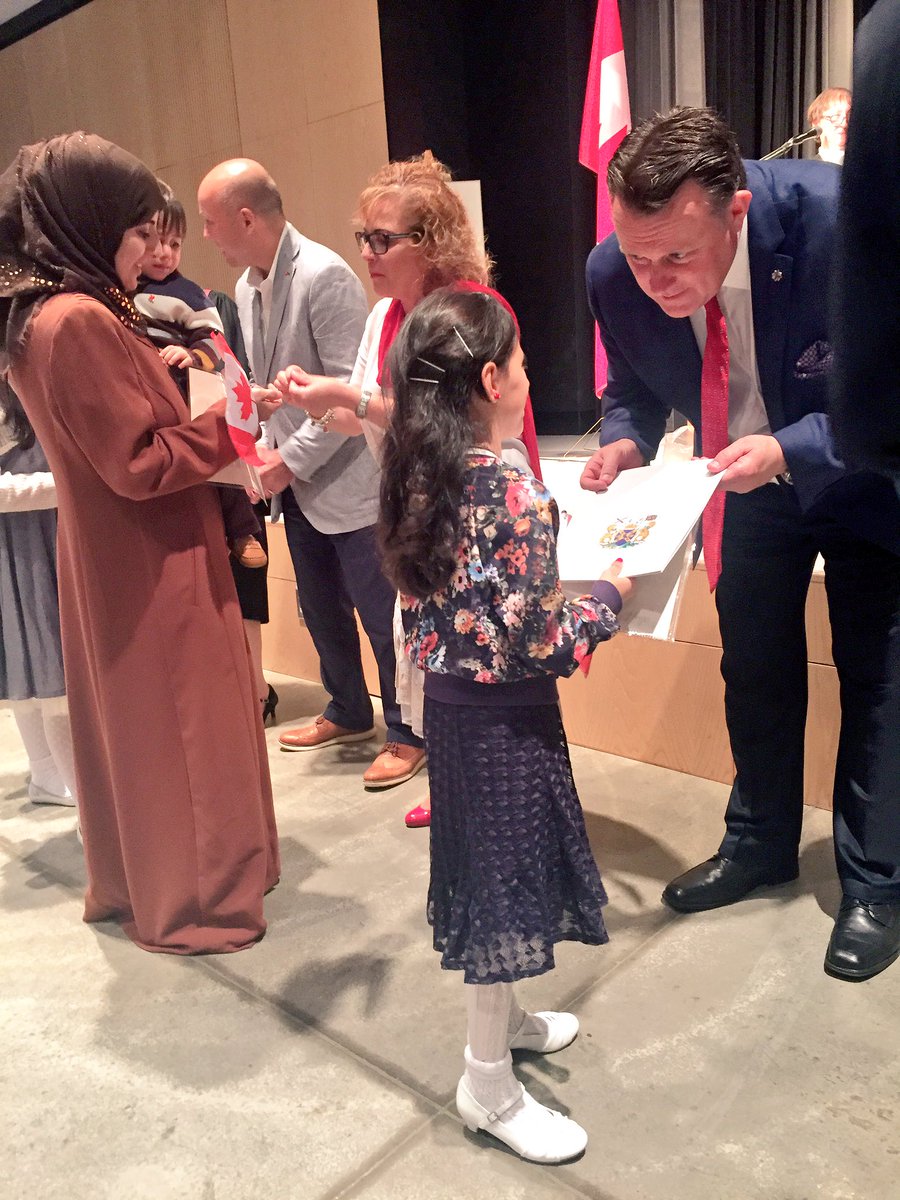 MikeSavageHFX's tweet photo. Canada is a beacon of openness in the world. Congrats to Canada's newest citizens at @CitImmCanada annual @Pier21 ceremony. #Canada150 https://t.co/ZZtigYwrp3