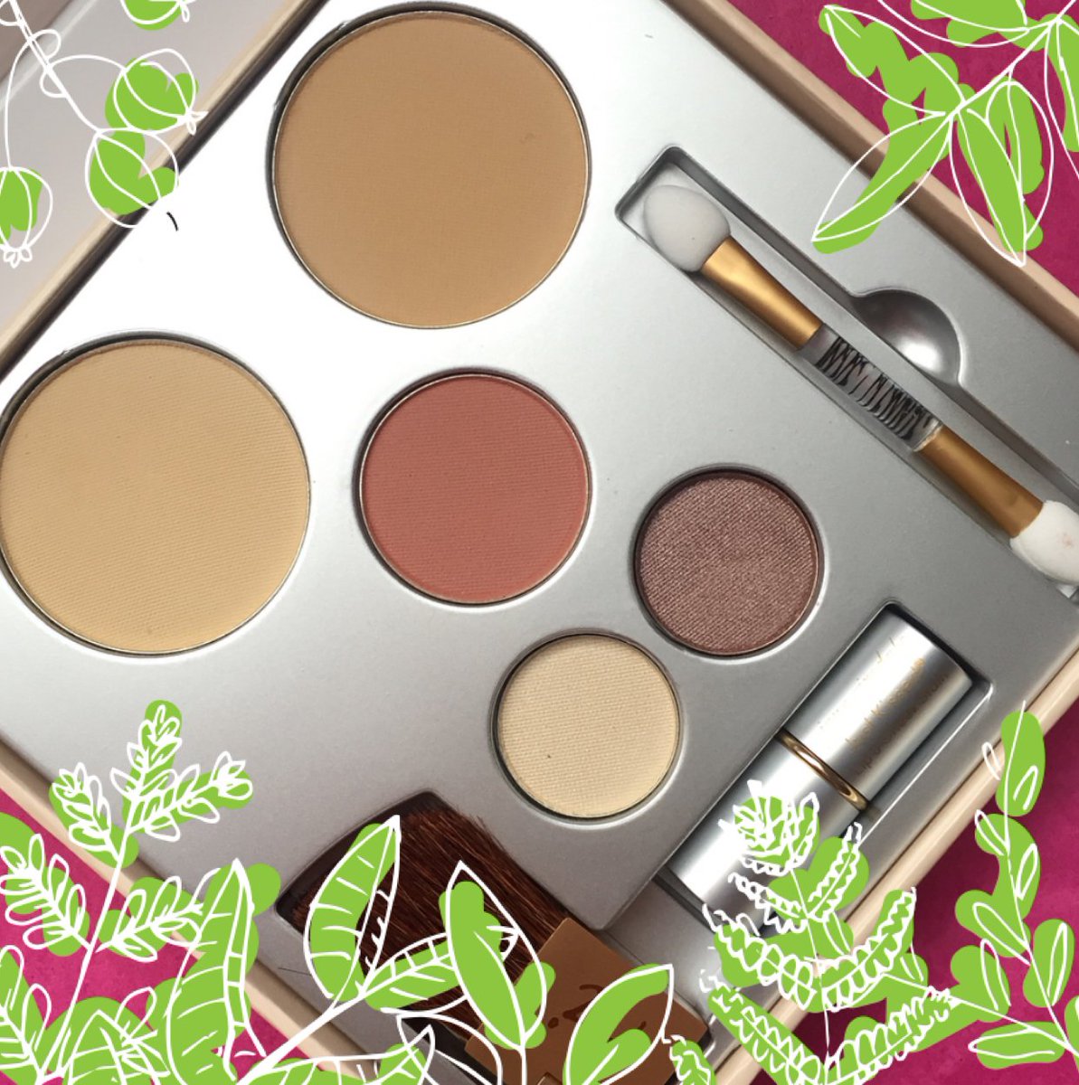 Loving my @janeiredale box! thanks <a href="/influenster/">Influenster</a> #contest #puresimpleyou