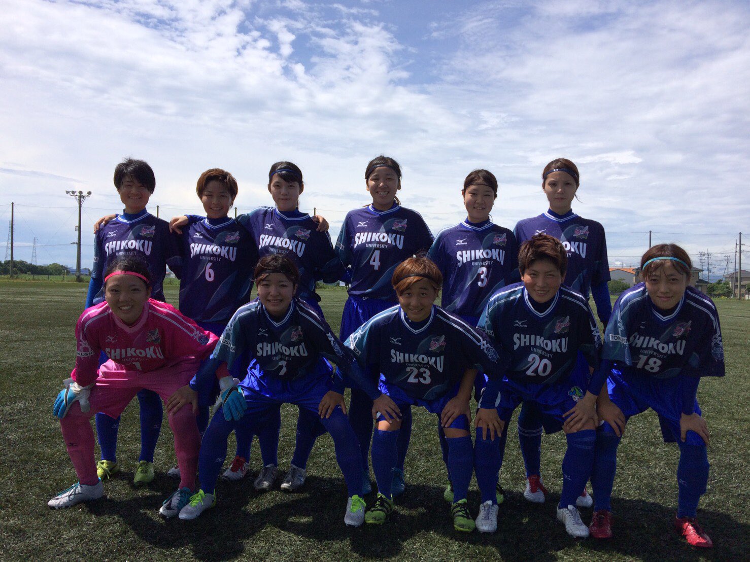 Uzivatel 四国大学女子サッカー部 公式 Na Twitteru 皇后杯徳島県予選 結果 ７ １ 土 鳴門渦潮高校g Vs カバロス １２ー０ たくさんの応援ありがとうございました