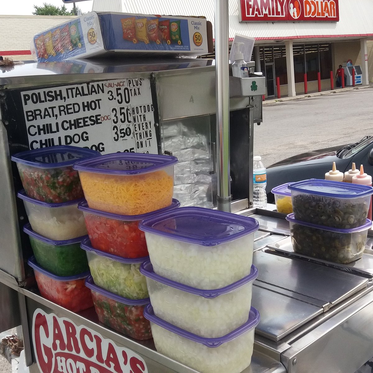 Good morning friends Garcia's Hot Dogs open today from 10:30am to 7:00pm 16and Emerson Bacon dogs all day