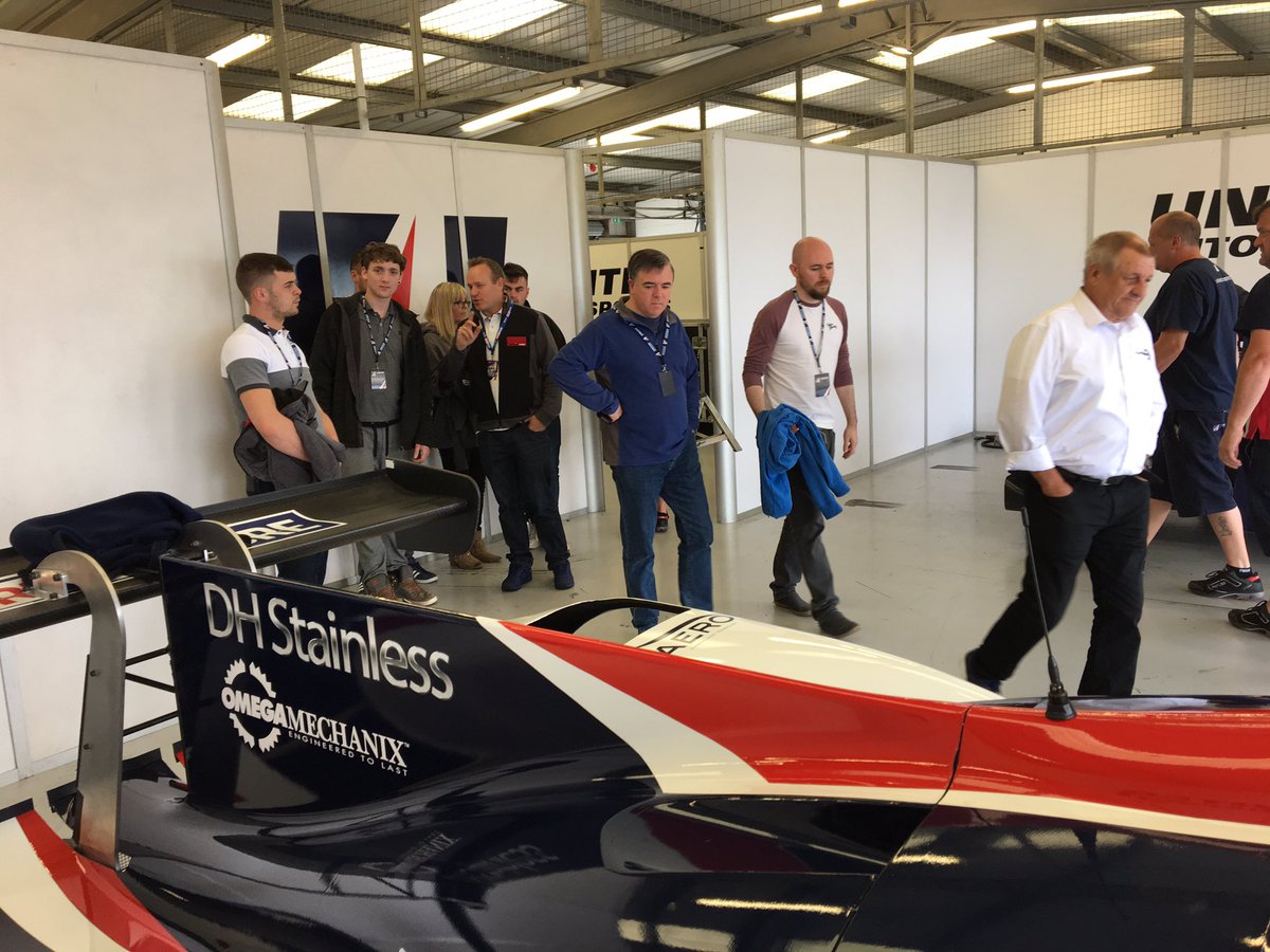 UnitedAutosport's tweet image. Great to have the guys from Omega Tools here this weekend #BeUnited