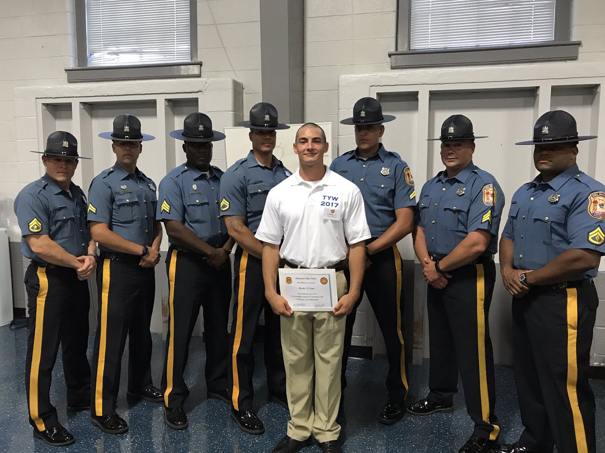 Pam_lane4's tweet photo. So proud of my Nick.. I think #DEStatePolice would be a great future. Thank you @DEStatePolice for a great week https://t.co/uq1Gbt3XJK https://t.co/L8JtRzWIQu