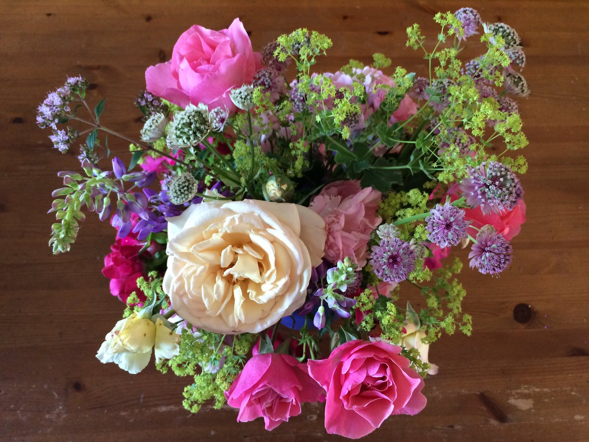 Pretty much the entirety of my garden in a vase.  Here's hoping it lasts a bit.  Need to grow more #CuttingFlowers