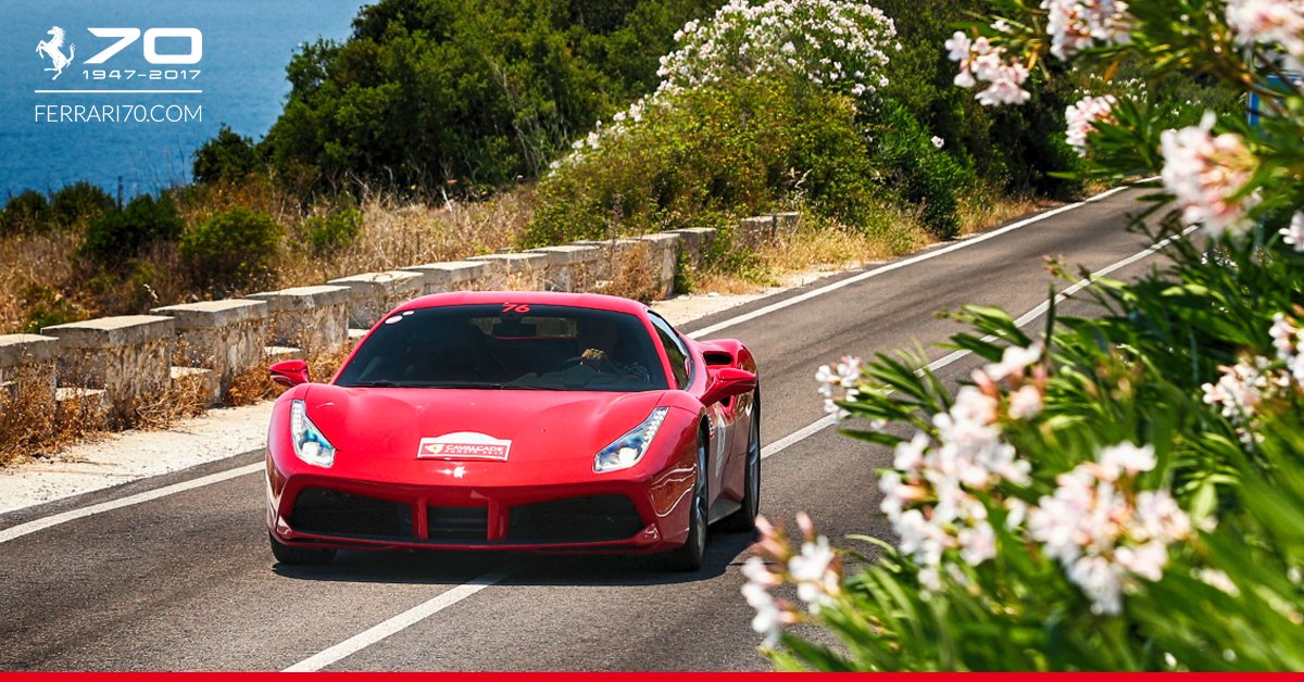 FerrariUSA's tweet image. Some shots that best sum up the beauty of Italy and the emotions of the #Ferrari #Cavalcade2017. #Ferrari70