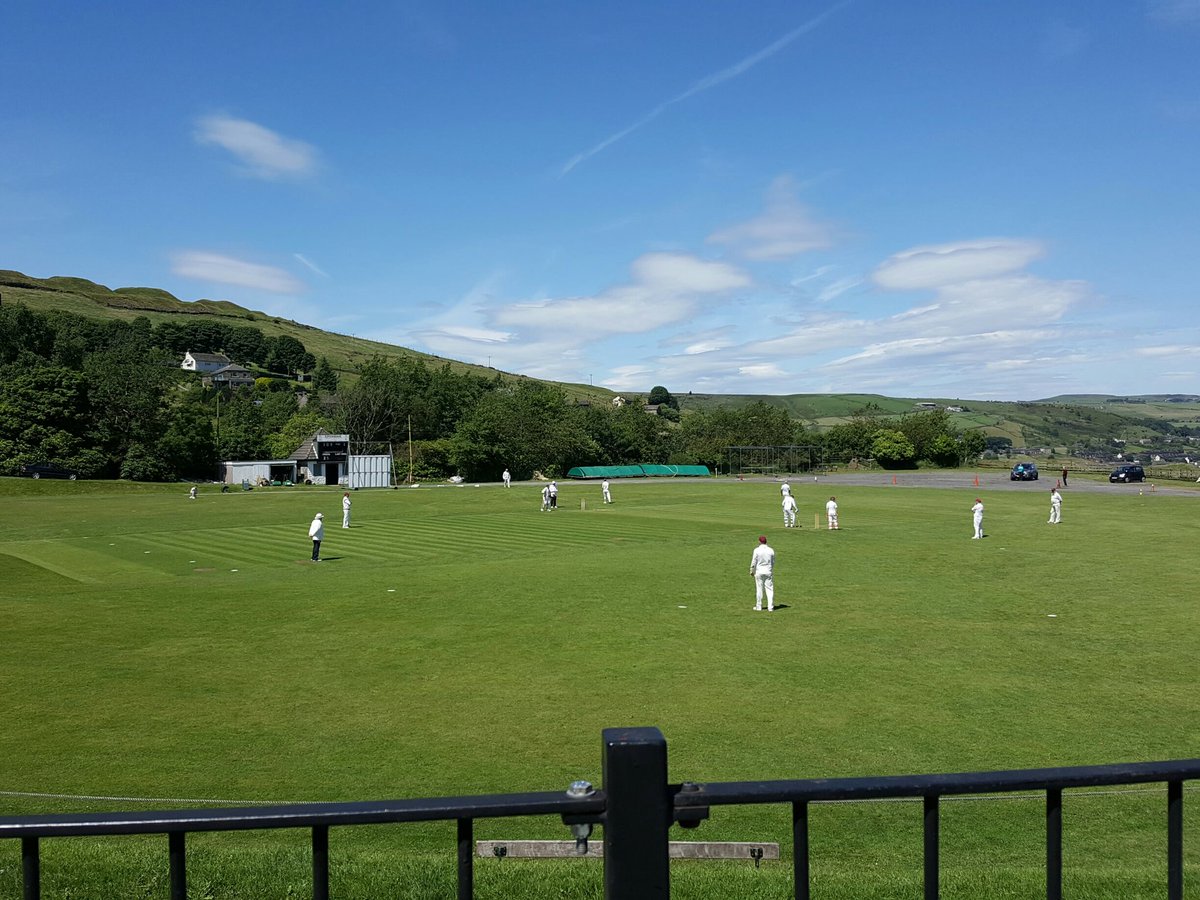 Approaching half way and <a href="/FlocktonCC/">Flockton C.C.</a> are 109-1 v our 2s.
#LatestDHCL #2ndxi