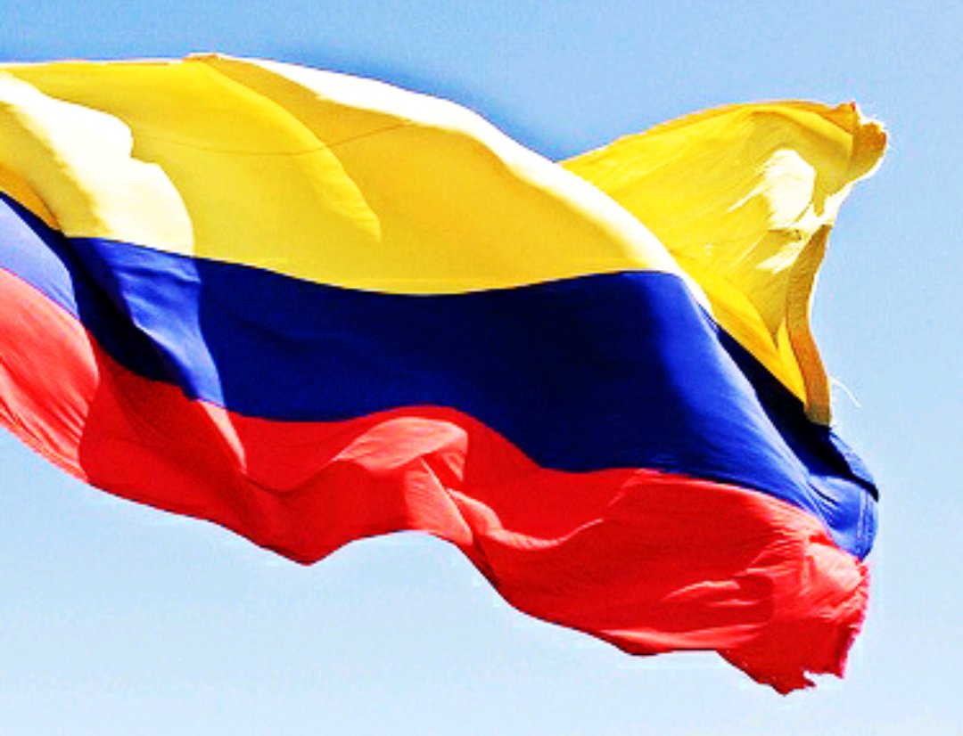 Como segunda canción de @Elda_Florez les traemos #PaisajeNacional, cantando a nuestra hermosa Colombia