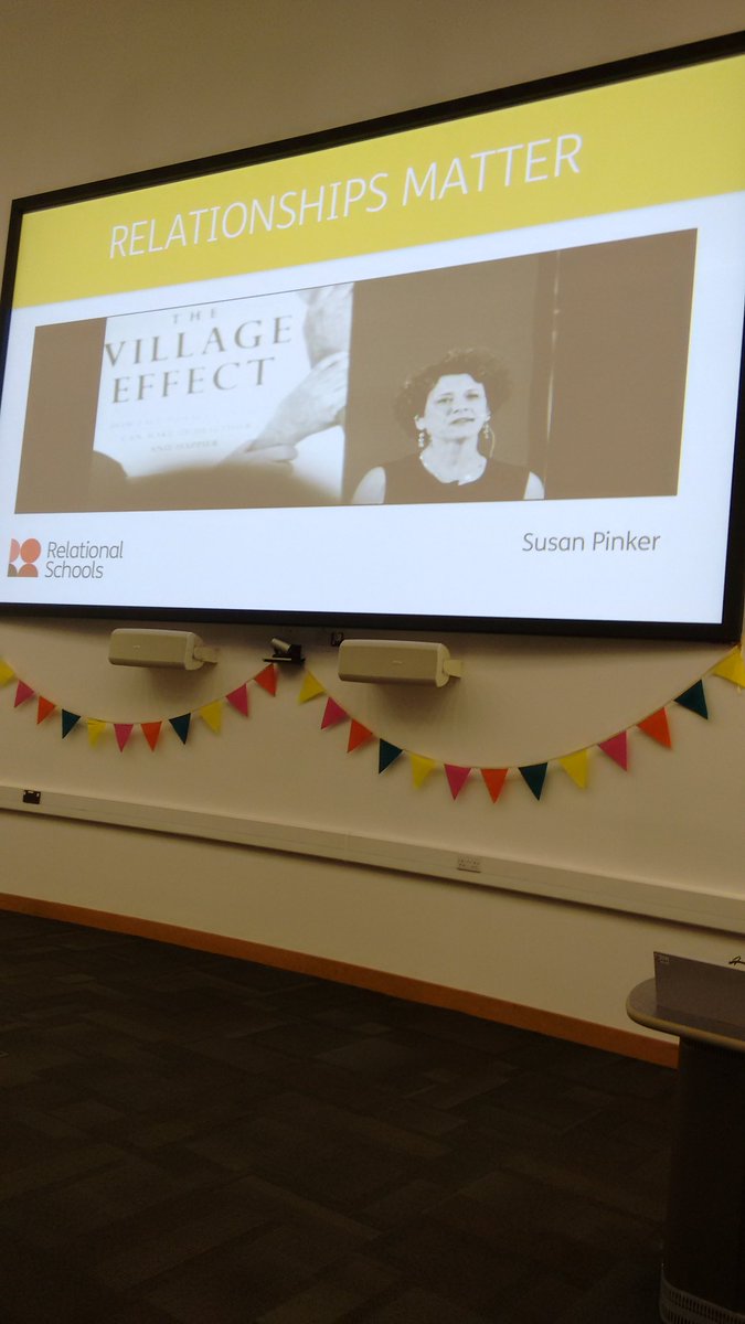 RaeSnape's tweet photo. Relationships matter @robert_loe talks about the #VillageEffect Known social neuroscience shows the power of #connection @cambsedfest17 https://t.co/z2RXsE5n1n