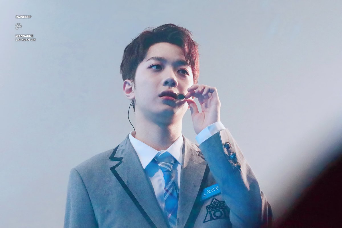LAIKUANLINnet's tweet photo. 170701 프로듀스101콘서트 #린린 #라이관린 #워너원 #프로듀스101 세상 모든 사람들 린린하게 해주세요😭😂❤️❣ @WannaOne_twt https://t.co/eJbXFHkVGv