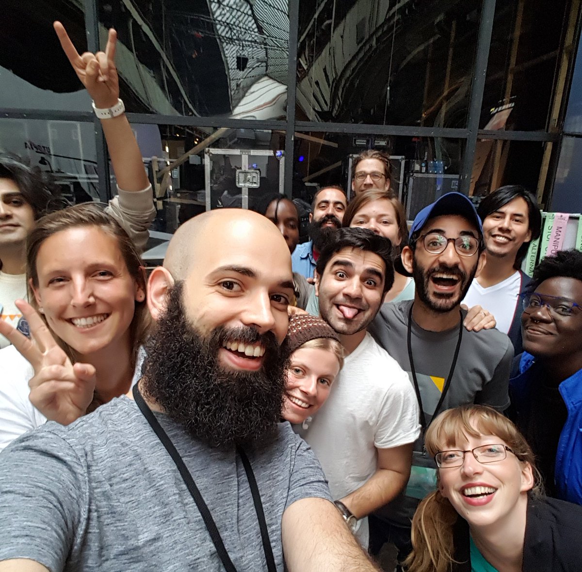 CC_Amsterdam's tweet image. Ultimate CC communities selfie: Berlin, Tehran, Nairobi, Utrecht, Linz, Shiraz, Buones Aires, Tilburg, Amsterdam, Caïro &amp;amp; Stockholm! #NODE17