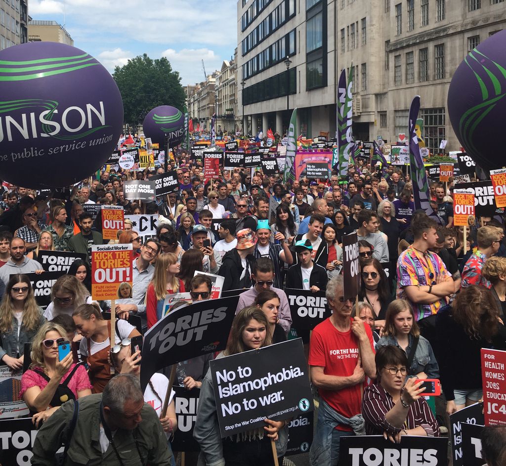 HackneyAbbott's tweet photo. Great to speak at anti-austerity march in London today #NotOneDayMore #forthemanynotthefew https://t.co/NkQRn9xFZ7