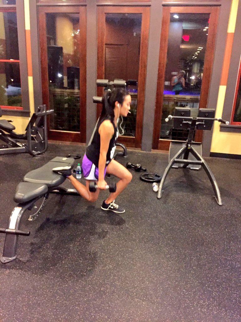 melissaale's tweet photo. @LSUUREC Late night workouts last night after the urec closed๐ @LSUUREC #GoalsToGains #GetFunctionalWeek https://t.co/pQQt4ZZ7dI