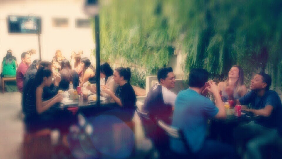 gburgergourmet's tweet image. A cada dia + gente vem 👍 um momento especial na Gburger.
Vem conhecer seu lado Geek.
#GburgerAugusta #geek #nerd #hamburgueria #espaçogeek