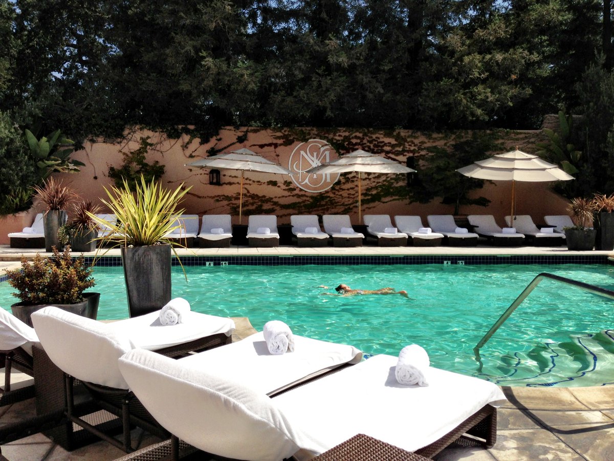 fairmontsonoma's tweet photo. You should be here! Geo-thermal mineral spa pools @willowstream 
#Wanderlust #SpaPools #SonomaSummer #FairmontMoments #AlwaysSonoma https://t.co/Vb3gVY3jKJ