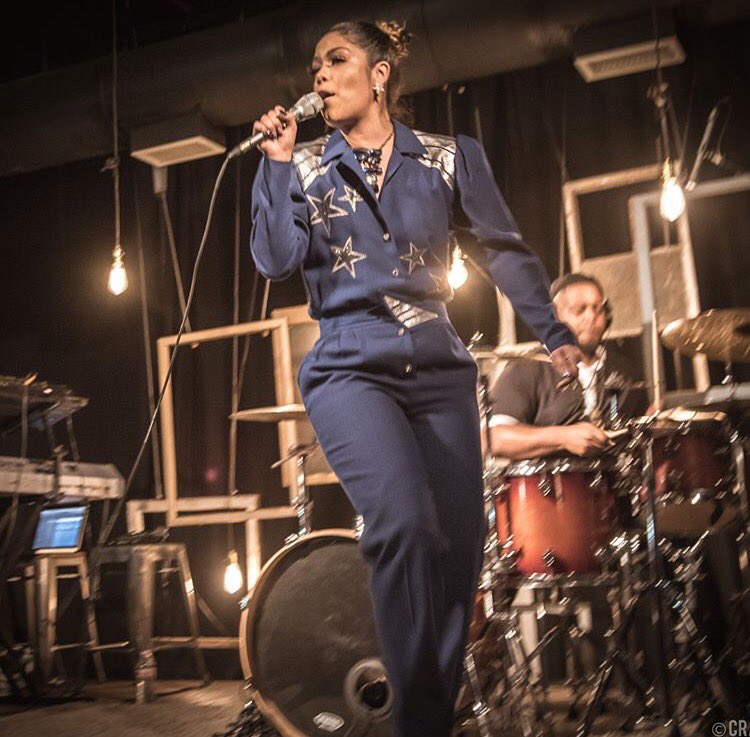 [ jAQC ] <a href="/jacqsings/">jACQ</a> show last night was 🔥🔥If you haven't already read our exclusive interview with her, check it: bit.ly/2oGSxey