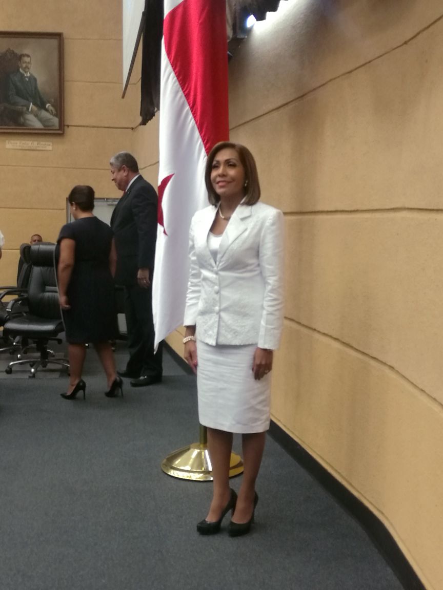 FUNDAHISPA's tweet photo. La Diputada @yanibel_abrego es la Segunda Mujer en ser Presidenta de la Asamblea Nacional.
La primera fue @BalbinaHerrera en 1994 - 1995. https://t.co/hUBiVqz3id