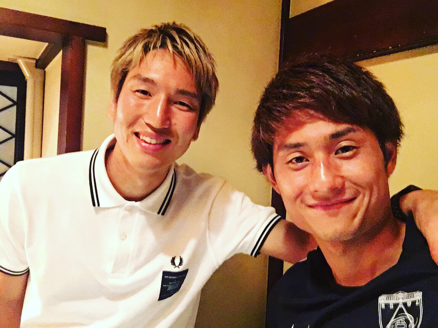 Genki Haraguchi 原口元気 今日は本当にありがとう もの凄く大きなパワーをもらえた これからも高め合える存在でいたい 24 原口元気 関根貴大 T Co Oulxdqaioh Twitter