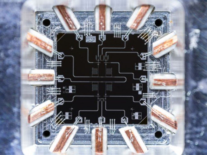 BlogHiTech's tweet image. Ordinateur quantique personnel, rêve ou réalité? blog-high-tech.fr/ordinateur-qua…