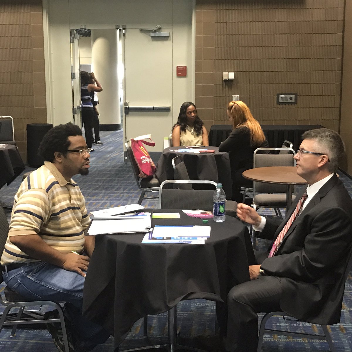 USMBDA's tweet photo. #SuccessLooksLikeMe MBDA team members providing one-on-one business consultations at #PathToPower https://t.co/K9GGEcTqlK
