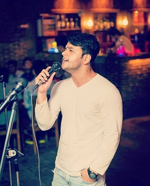 Priyanka_loveU's tweet photo. #Newinstaupdate @Ankush_arora9 https://t.co/ibGlMmD58b