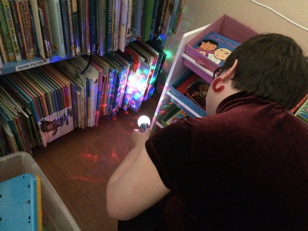 Object_Book's tweet image. Here we are, raving away! @E4Library