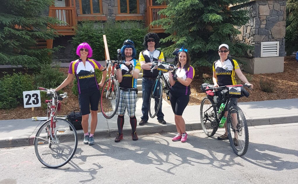 BanffCRUSHERS's tweet photo. Happy #CanadaDay, #Banff! Cheer extra loud for us in the parade to show you want to CRUSH CANCER! https://t.co/dlNmBnV4P9