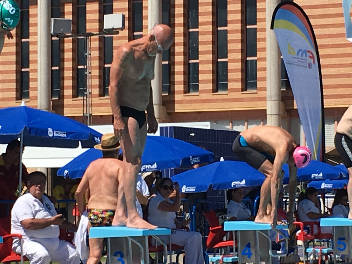 Go__master's tweet image. Un ex plusmarquista mundial como el ex-coach estadounidense Peter Dahlberg nos acompaña en #BADAJOZ2017  Oro en 100B +65 con 1:23.98