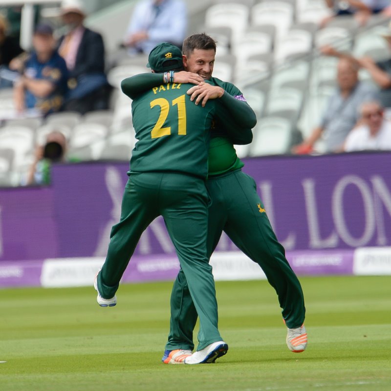 CHAMPIONS | Notts Outlaws win the Royal London One-Day Cup by 4 wickets #NottsvSur