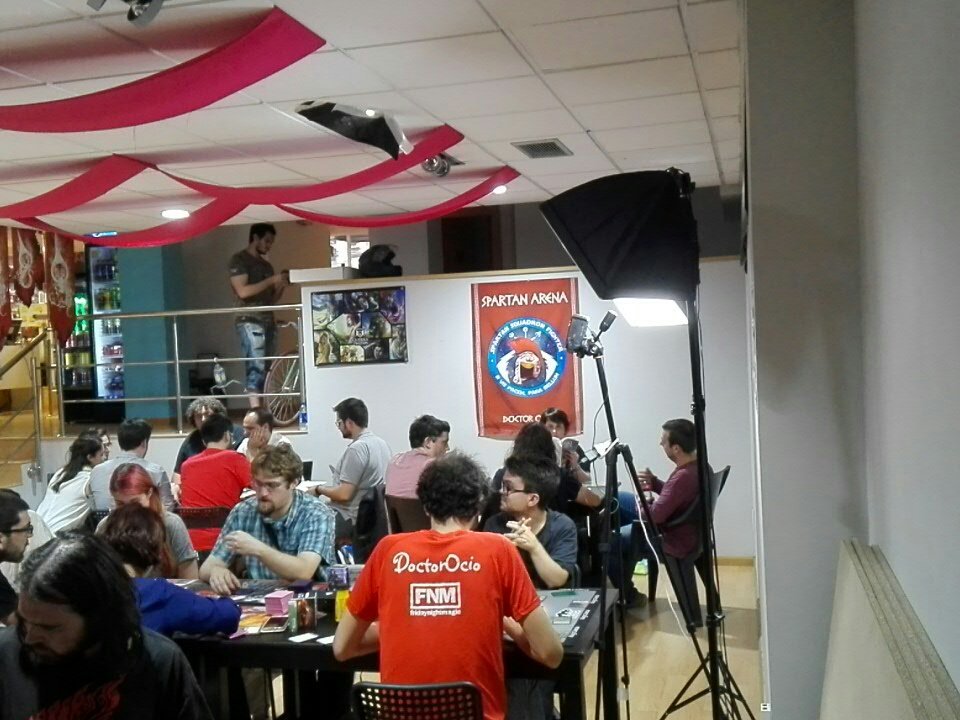 MagicLleida's tweet image. 67 jugadores y jugadoras (si hay unas cuantas) en el Magic Open House de la tarde @DocOcio @wizards_magicES