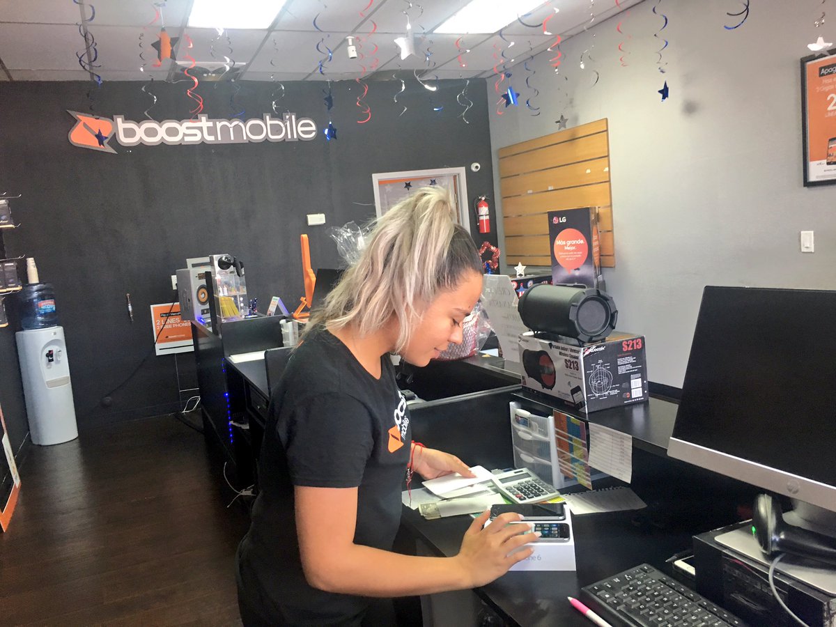 Wire_less_Tree's tweet image. Yessi's 3RD Sale of the day 😛🔥@DonovanSeb_SPG