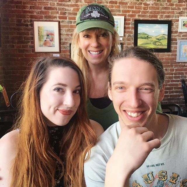 BroadwayHts's tweet photo. Nothing beats a family meal at #BroadwayHeights! Thanks for the photo, mdiestel via Instagram. | #ChicoCA #eatlocal #eatfresh #supportlocal https://t.co/Y1I0FGm1cm