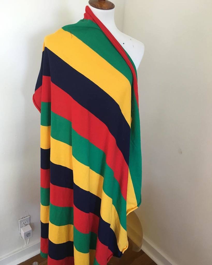 sewweekly's tweet photo. So I have this fabric -- it's 50" by 50" of knit. And I know there could be something amazing in this thing but ca… https://t.co/zA3B0vdy0f https://t.co/gHA1xLh9zO