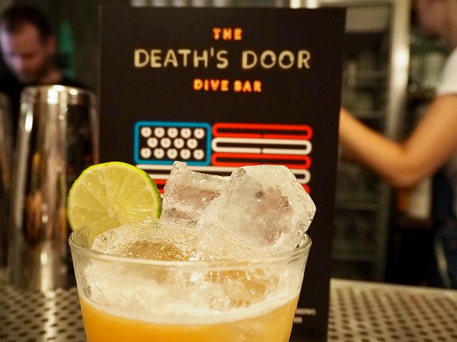 tikichris's tweet photo. Experience #Gindependence at @deathsdoor's #popup bar in #Dalston: https://t.co/IMQP20sRN8 written by @AKBoogie https://t.co/97CIepJZXy