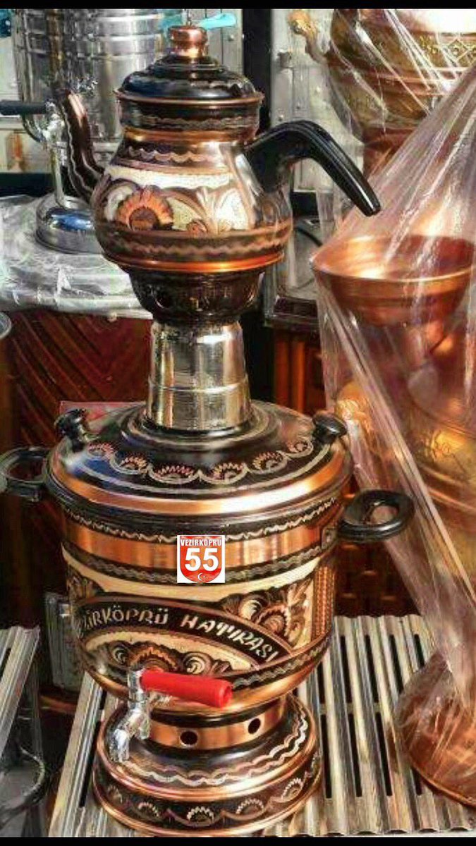 Vezirkopru 55 On Twitter Vezirkopru De Bayraminin Gozdesi Olan Semaver Gurbetcilerden Yogun Ilgi Gordu