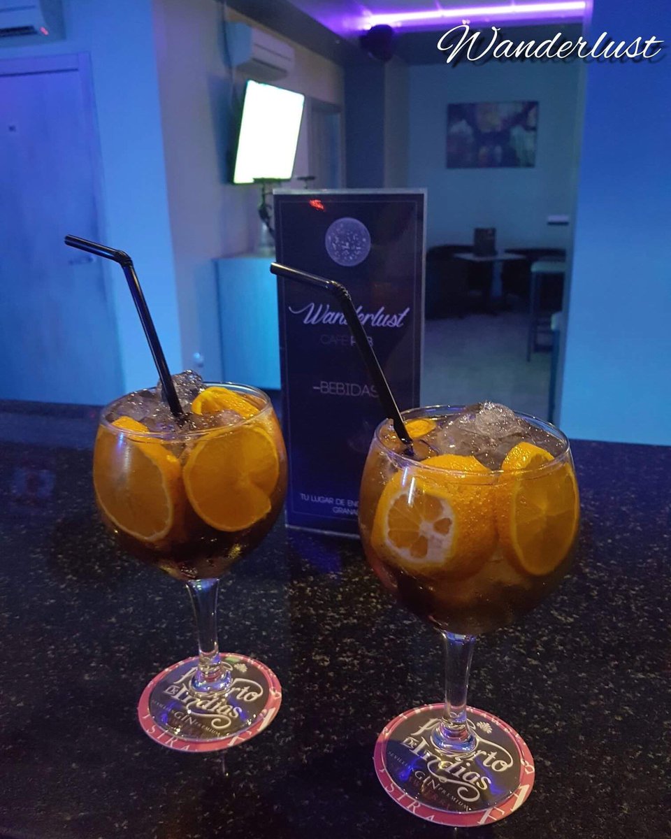 WanderlustGran1's tweet photo. Desde #wanderlustcafepub damos la bienvenida a JULIO con nuestros #cócteles de verano, ven,disfrútalos este #verano2017 https://t.co/jMCEEMioEk