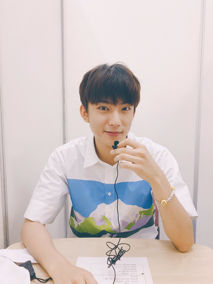 WeGotLoves's tweet photo. Gongchan Shik https://t.co/kRFCAXjJKC