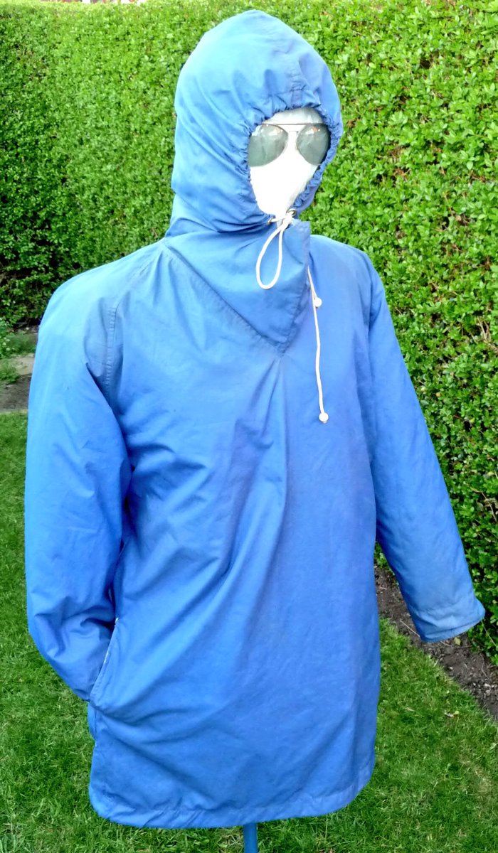 Mad_Melody's tweet image. Don't tell me you have not taken your snazzy little #pakamac 😱😱 #beprepared