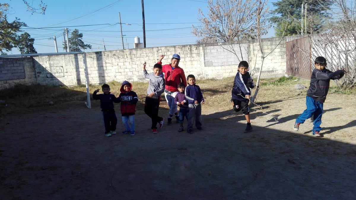 RebakMauricio's tweet photo. @patriciapinasco @fguillesaavedra @GabyMoyata @AlancayDel @aniberruezo @Cai__19 

NIÑOS FELICES CAI 19. TE ESPERAMOS TODOS LOS SÁBADOS. https://t.co/EPtaP8cJwa