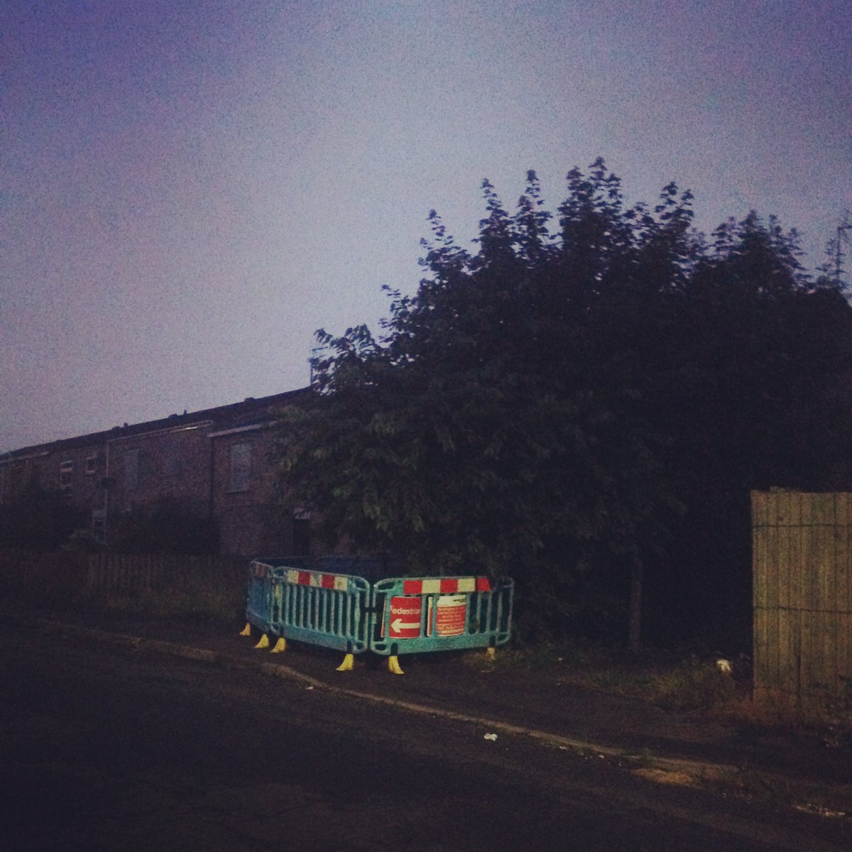 L0tt4i's tweet photo. #dawn #bat #survey #Friday #morning what a way to start the #weekend no bats though 🦇 #Precologist @_BCT_ #surveyseason #Wharton #Birmingham https://t.co/LohD6zfTLI
