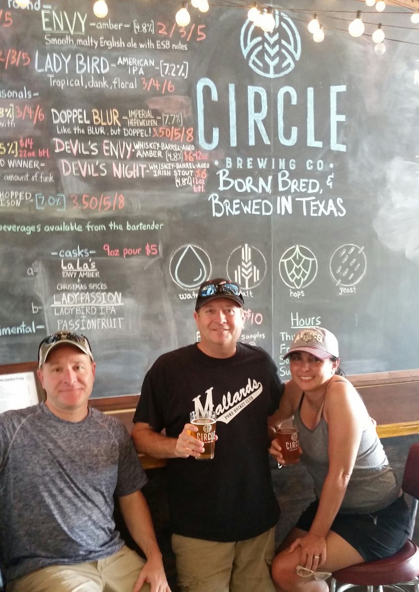 PepeOnTheRun's tweet photo. Sharing Austin's finest with our Bro Scott from Ohio! Love da Circle Brewery! #circlebrewing /circlebrew https://t.co/jmkRMerXKX