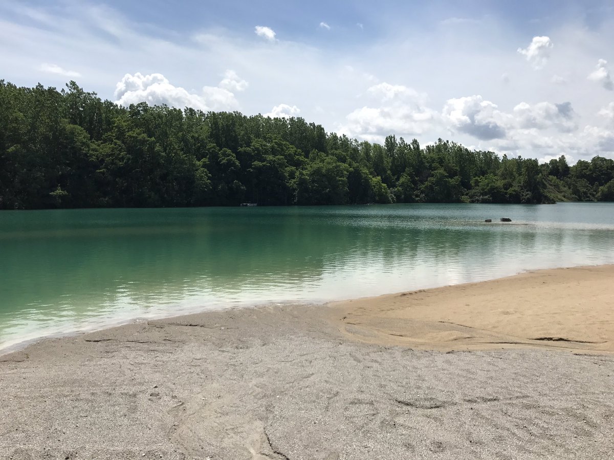 ecbackstrom's tweet photo. Beautiful day at the quarry #GetOut https://t.co/xmqlepUDGf