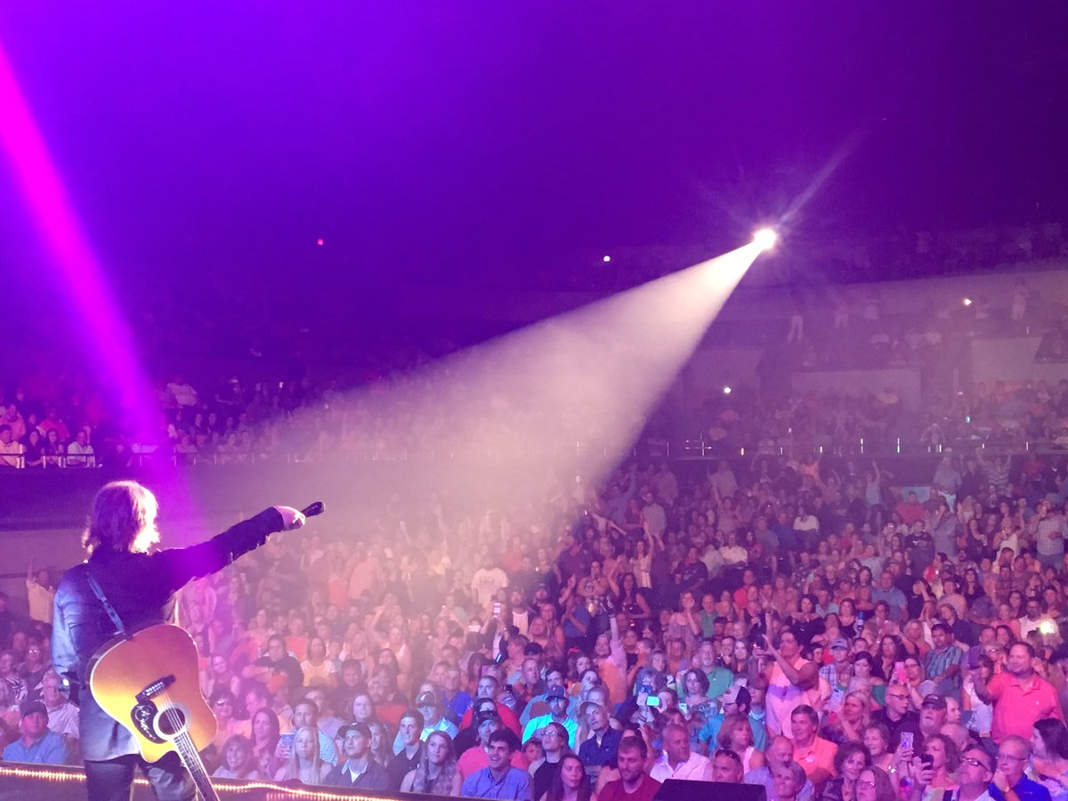 TravisTritt's tweet photo. It was definitely a great day to be alive in Augusta, GA tonight! Thanks so very much! https://t.co/HwV40PTSq4